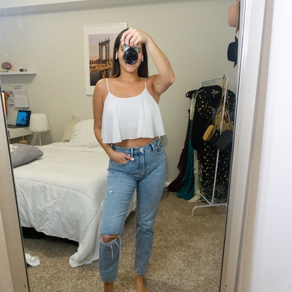 Tops - White Flowy Crop Top | SIZE M |